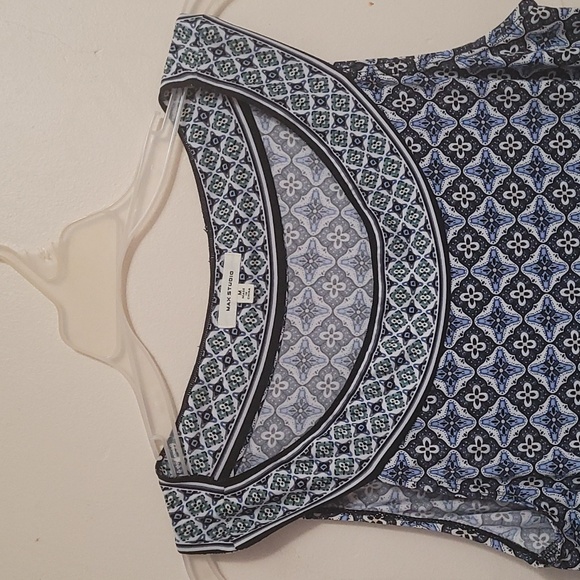 Top - Picture 3 of 3